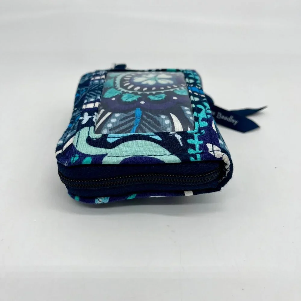 Vera Bradley Blue Zip ID Case_3
